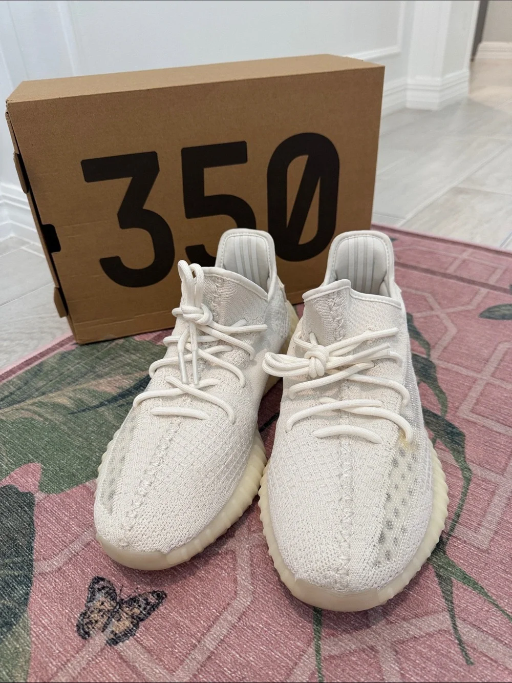 Yeezy Boost 350 V2 Bone Cream White Sneakers authentic size 11